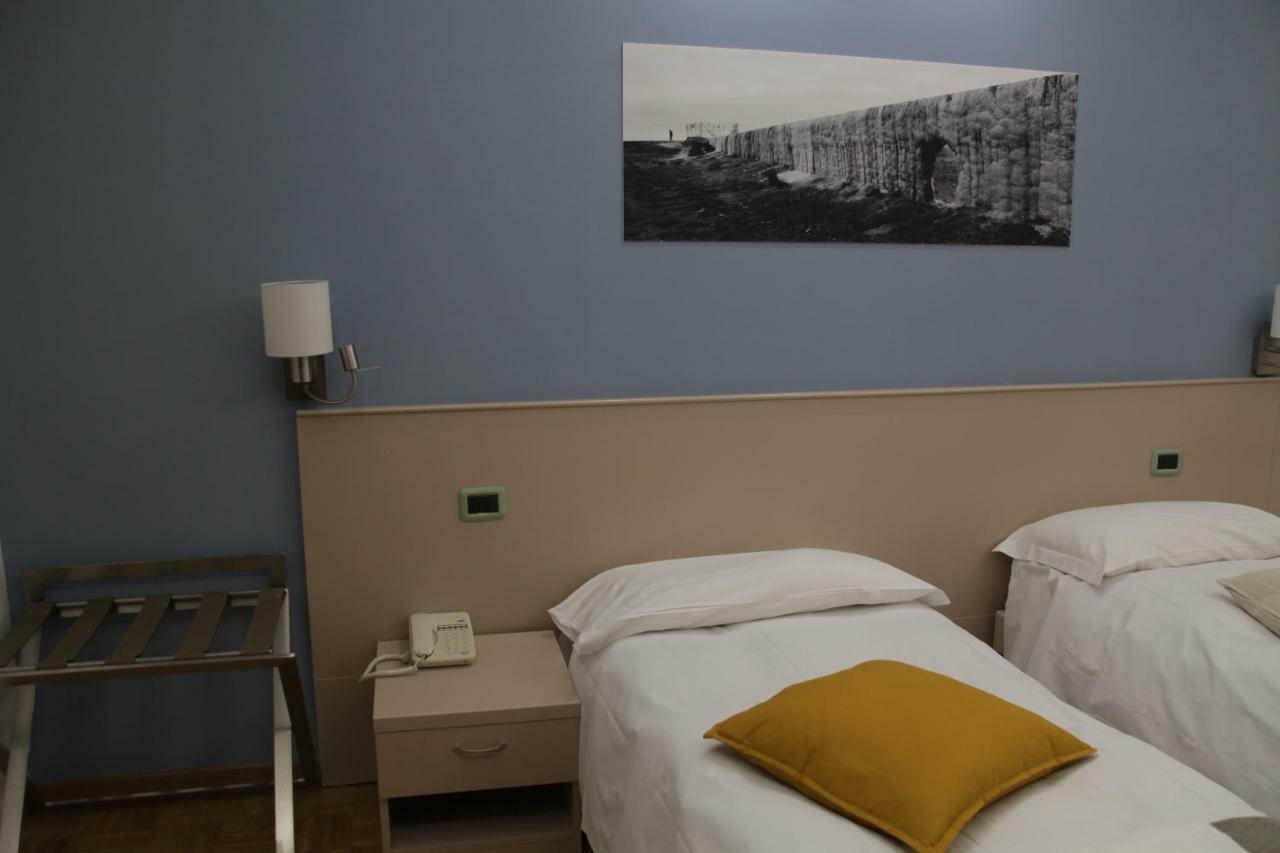 Albergo Da Benedetta Vetralla Buitenkant foto